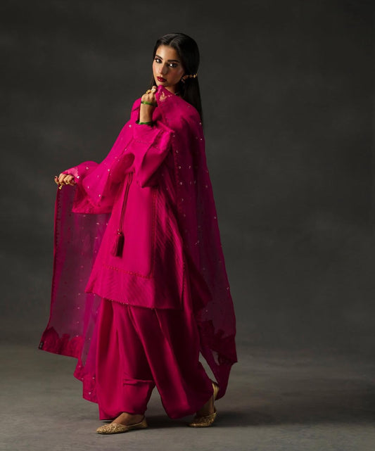Fuchsia Elegance – Embellished Traditional Ensemble